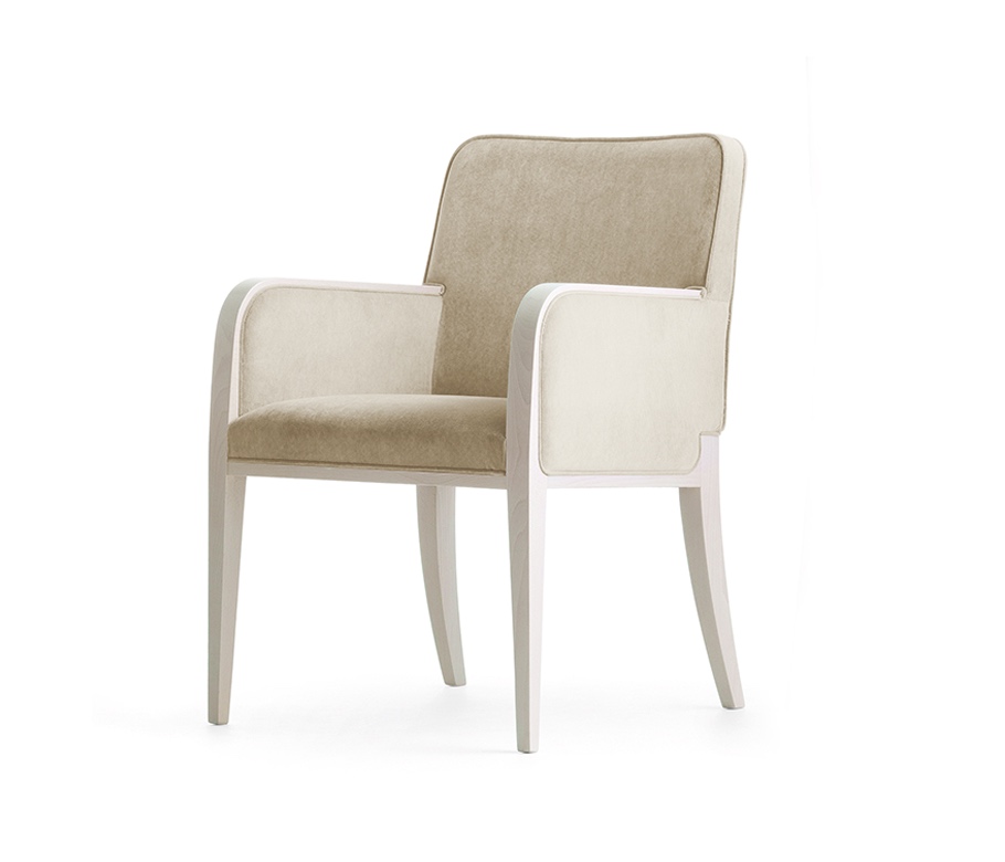 Montbel seating Opera 02231